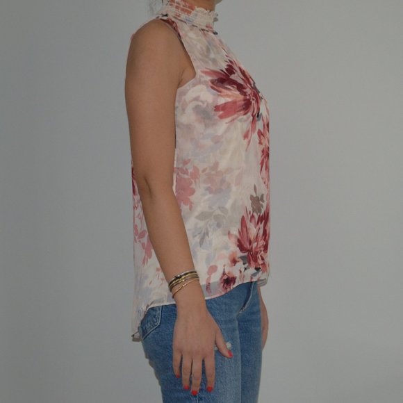 White House Black Market Floral casual Top (size: XS) - Picture 6 of 7